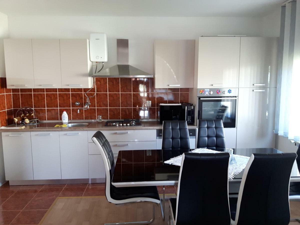 Apartman Petra & Tena سلوني المظهر الخارجي الصورة